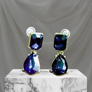 Elegant Faceted Blue Drop Earrings